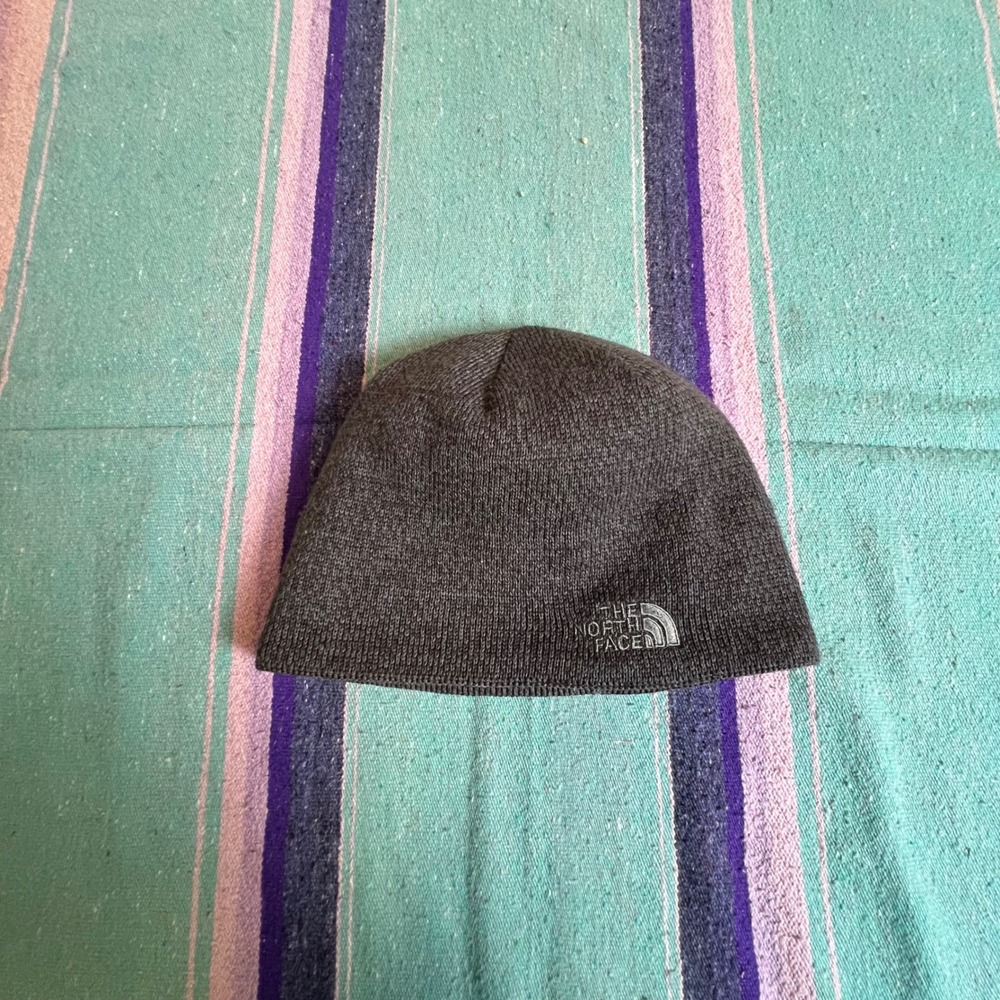 The North Face Beanie Unisex One Size Gray Wool Blend Fleece Lined Skull Cap